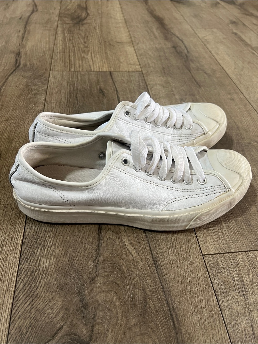 White Low-Top Leather Sneakers - Picture 4 of 7